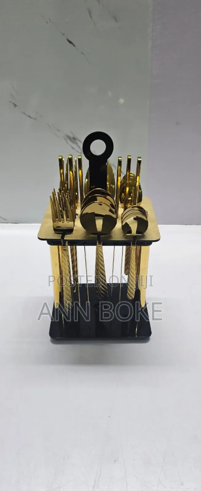 *Back Instock!!* *High Quality Heavy 24pc Cutlery Set *