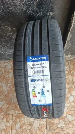 225/40r18 Road King Tyres Brand New