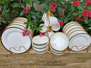  *24 Pieces Gold Rimmed Trendy Dinner Sets*