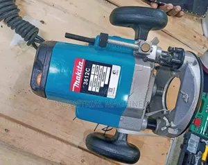 Makita Router ( Professional)