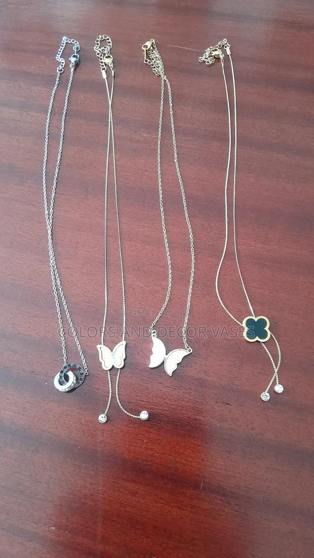 Necklaces Variety - thumbnail 3