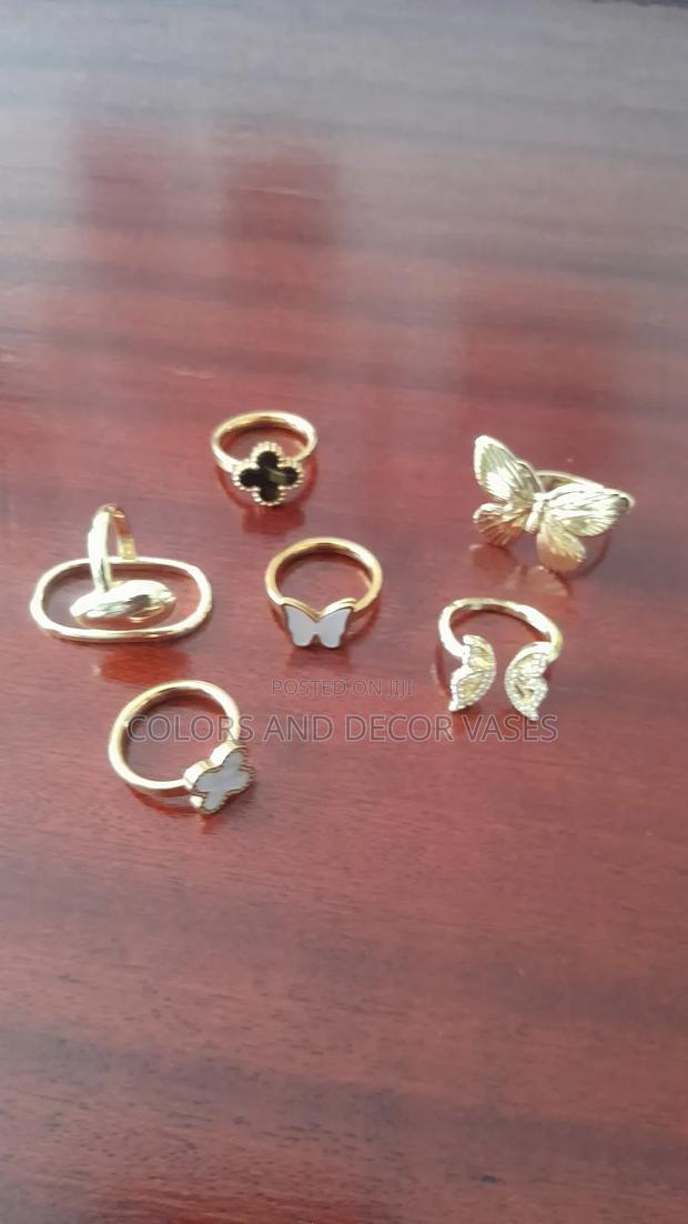 Rings Unique Pieces - thumbnail 3