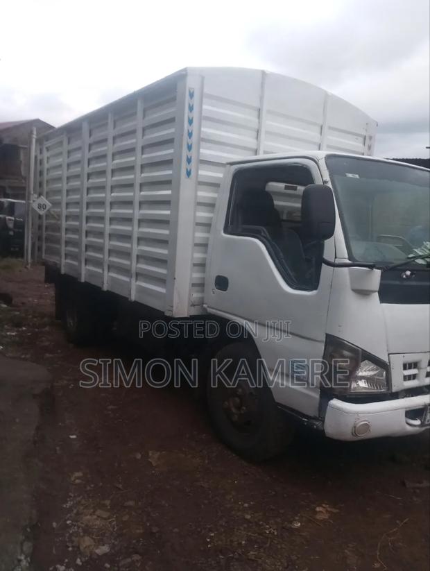 Isuzu NKR Well Maintained and Ready to Work - thumbnail 4
