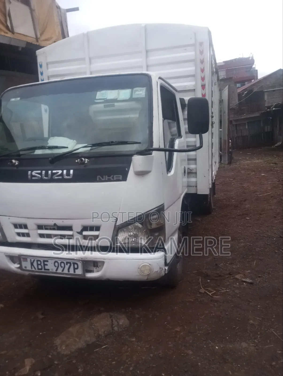 Isuzu NKR Well Maintained and Ready to Work