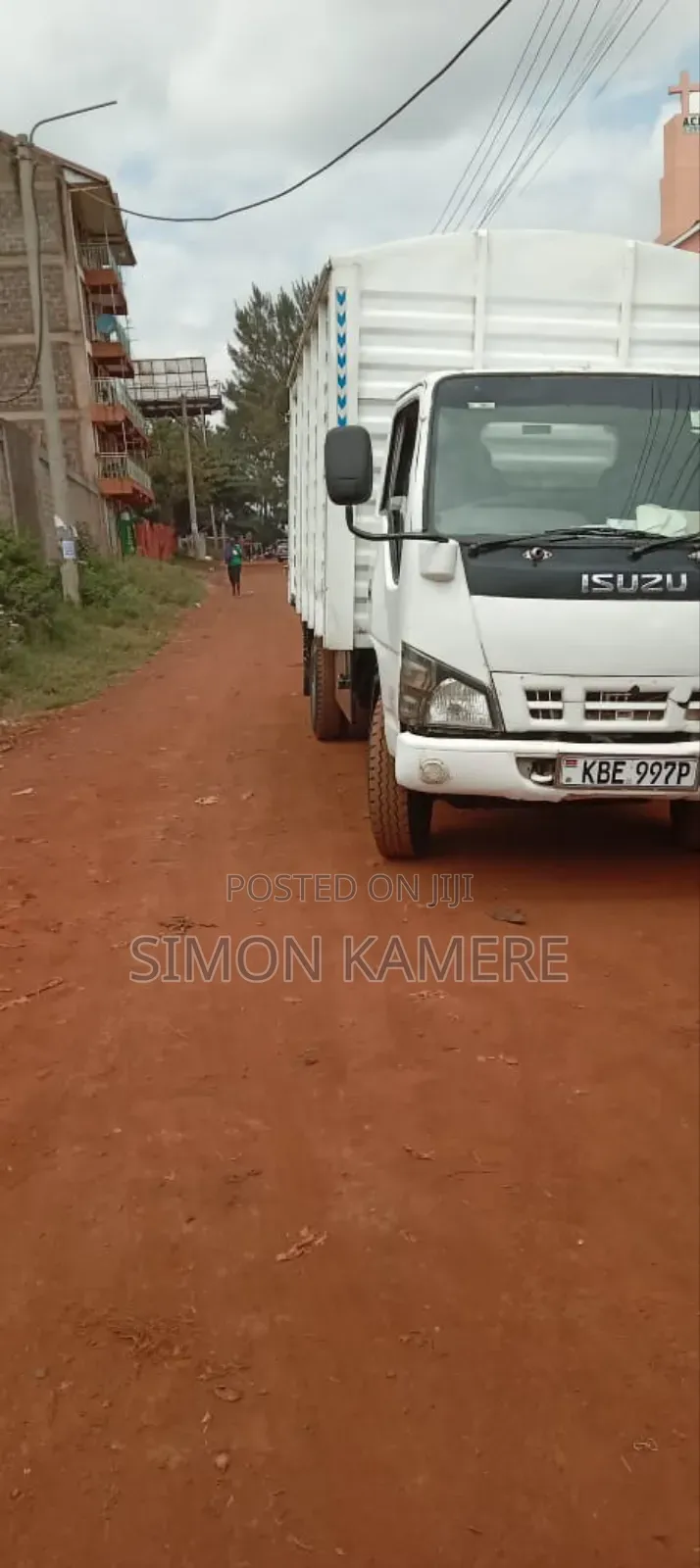 Isuzu NKR Well Maintained and Ready to Work