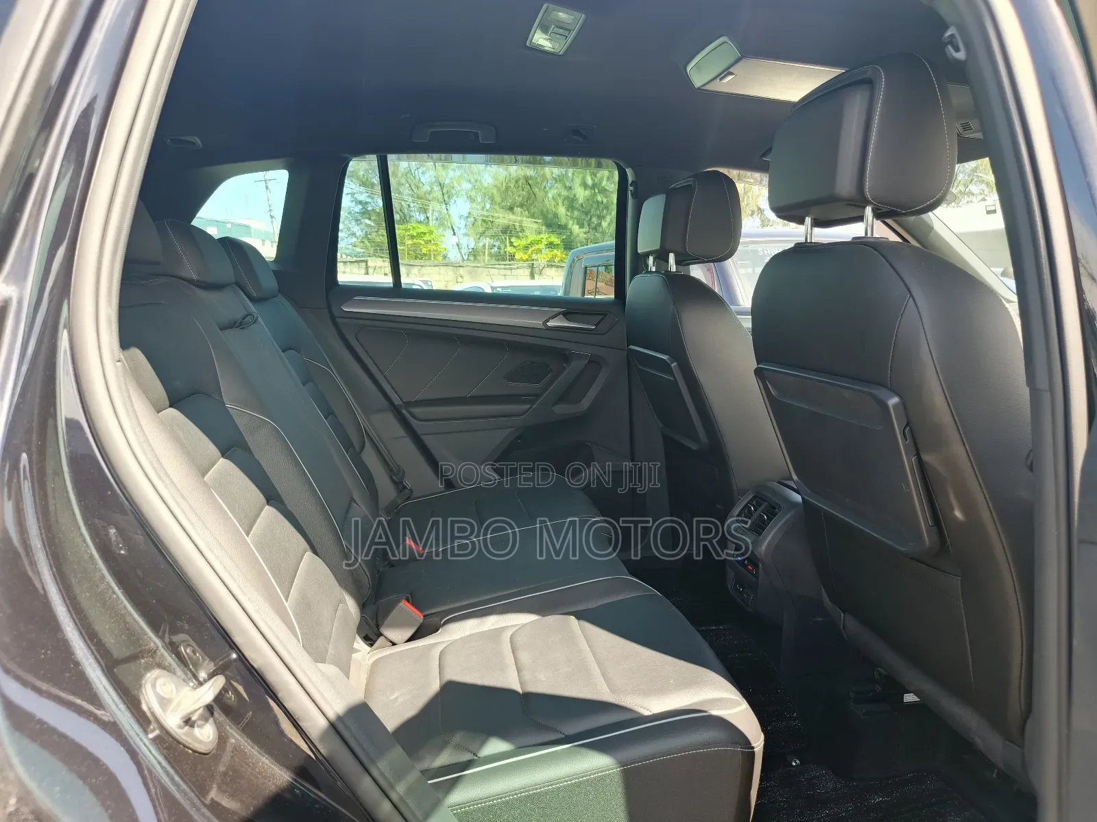 Volkswagen Tiguan 2.0T SEL R-Line AWD 4MOTION 2019 Matt Black
