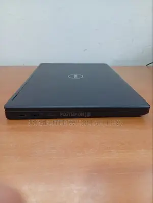 Laptop Dell Latitude 5580 8GB Intel Core i5 SSD 256GB