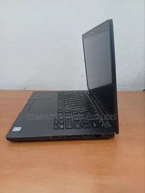 Laptop Dell Latitude 5400 8GB Intel Core i5 SSD 256GB