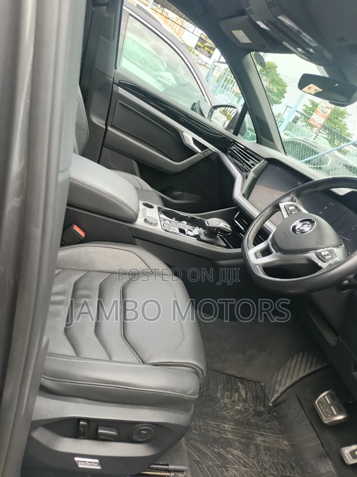Volkswagen Touareg 2020 Gray