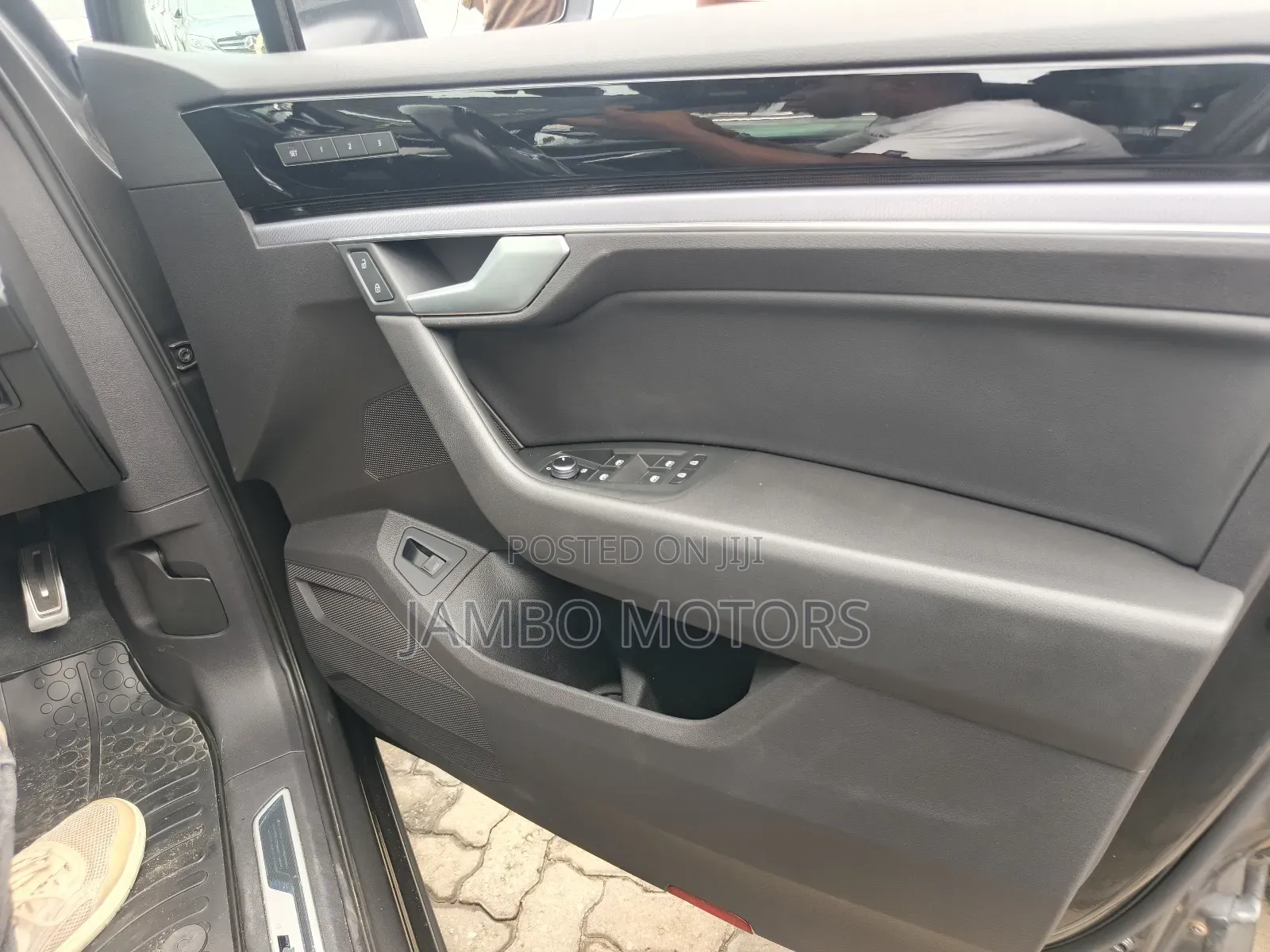 Volkswagen Touareg 2020 Gray