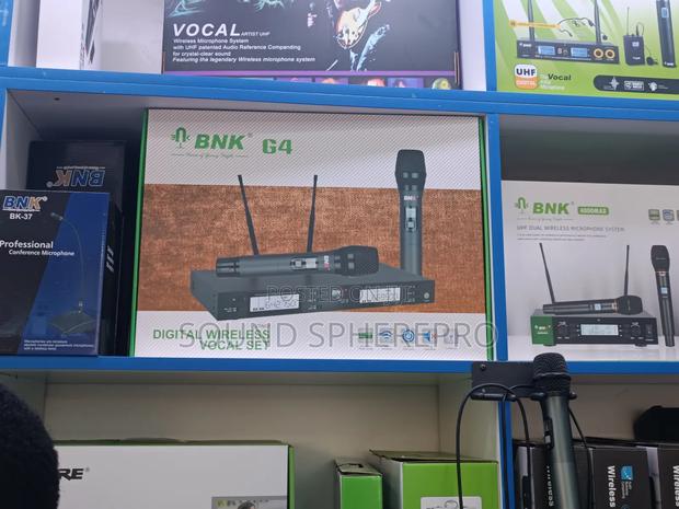 Bnk G4 2in1 Wireless Microphone