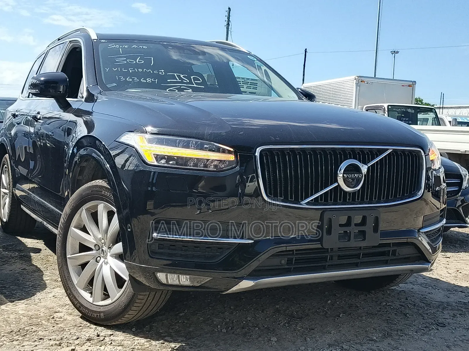 Volvo XC90 T5 Momentum AWD 2019 Black
