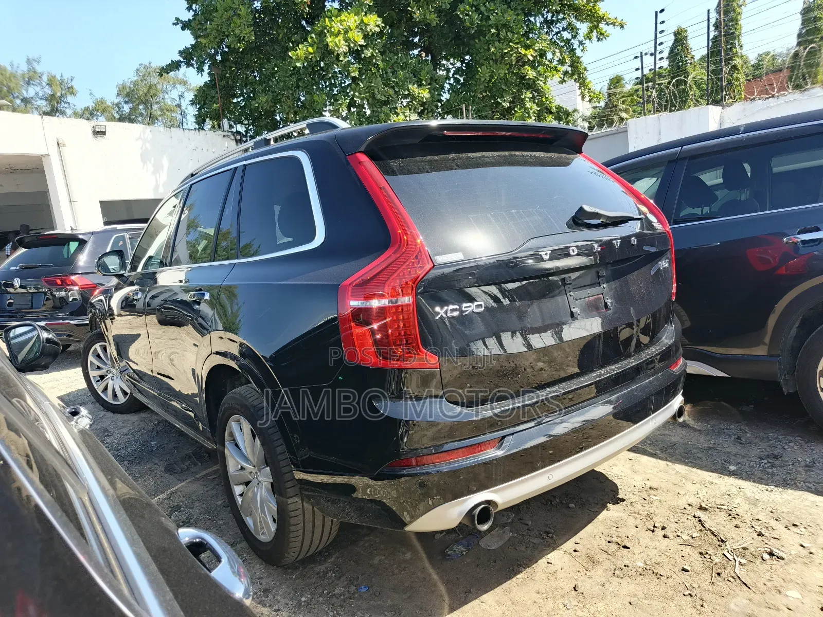 Volvo XC90 T5 Momentum AWD 2019 Black