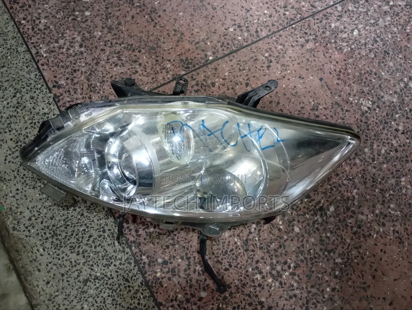 Auris 2010 Non Xenon LHS Headlight