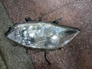 Auris 2010 Non Xenon LHS Headlight