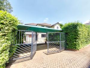 4bdrm Villa in Kiambu Road for rent