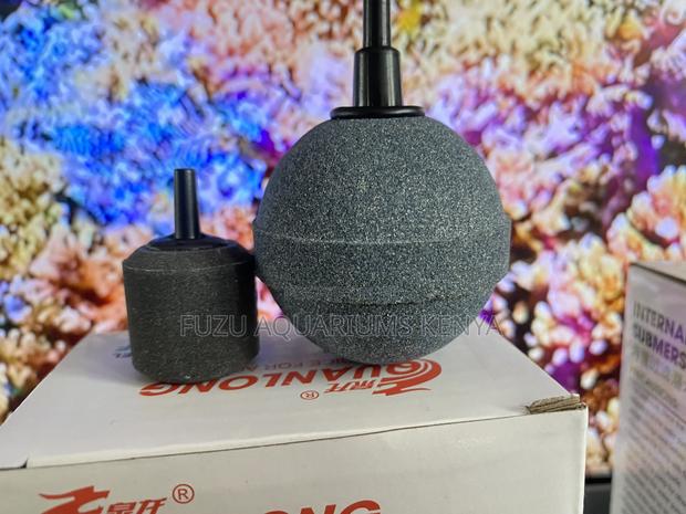 Efficient Bubble Flow for Healthier Aquariums, 2’Air Stone - main view