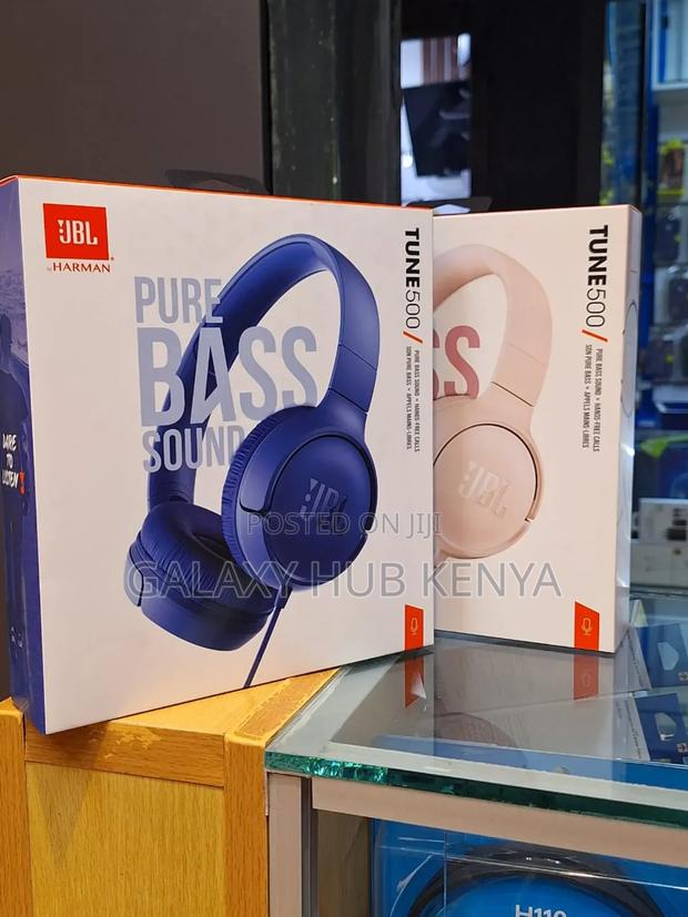 JBL Tune500 BLK Over-Ear Wired Headphones - Black