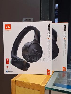JBL Tune 520bt Wireless on-Ear Headphones (Black) - thumbnail 2