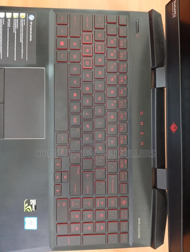 Laptop HP Omen 15 16GB Intel Core I7 SSD 1T - thumbnail 3