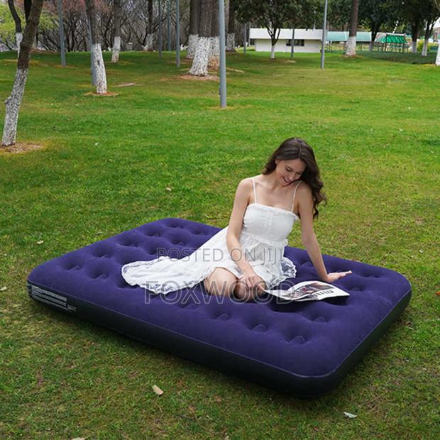 Inflatable Camping Mattress Size 6x6 - thumbnail 7