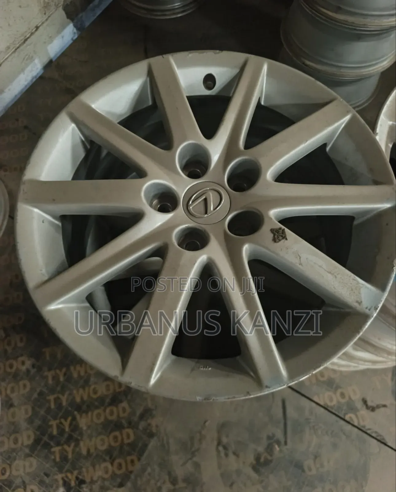 Size 18 Inch Lexus Sport Rims