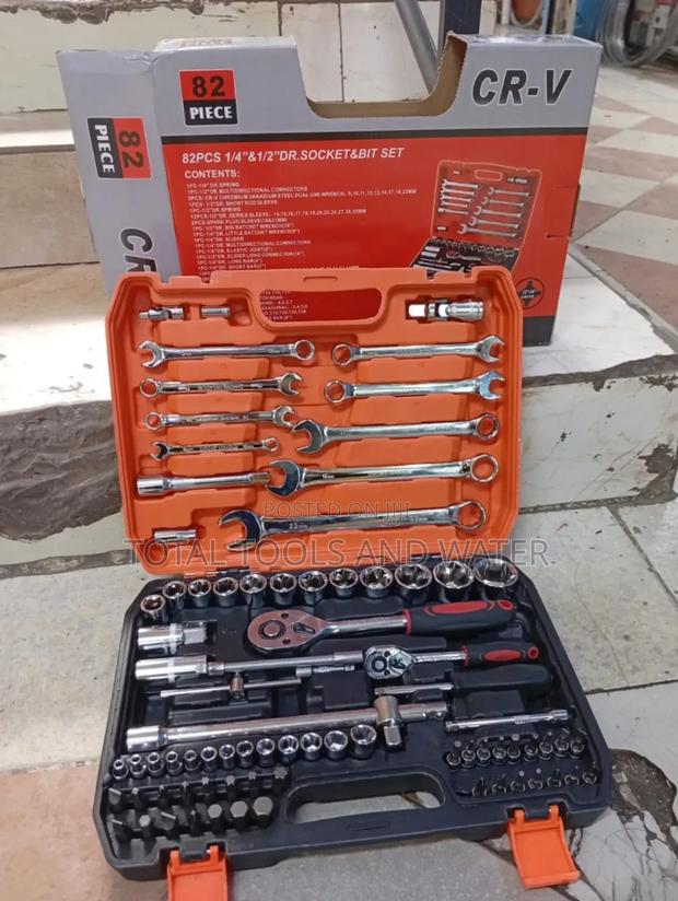 All in One Tool Set 82pcs Wrench Socket Sets