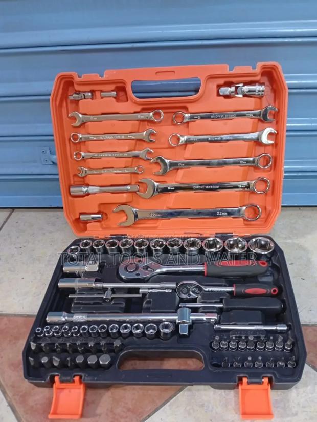 Chrome Vanadium Socket Spanner Set 82pcs Sockets 14-32mm
