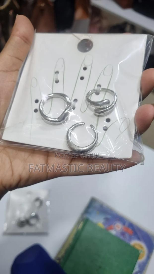 Simple Chunky Rings - thumbnail 2