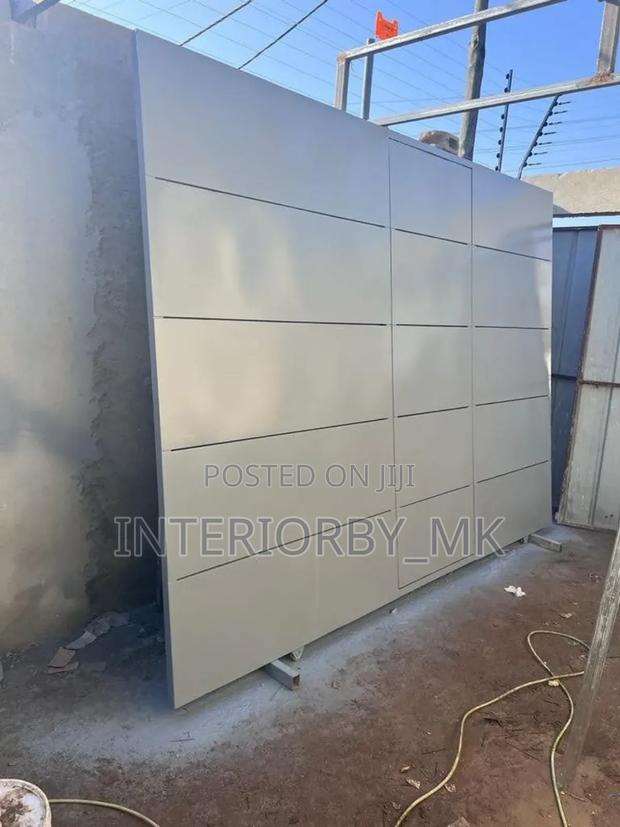 Classic Sliding Gate Design - main view