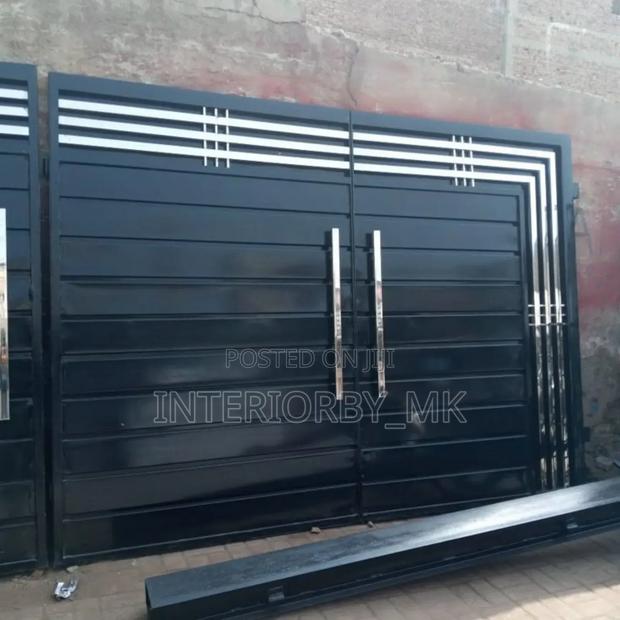 Double Leaf Gates Available - main view