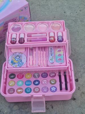 Make Up Kit With Real Makeup and Packing Case - main view