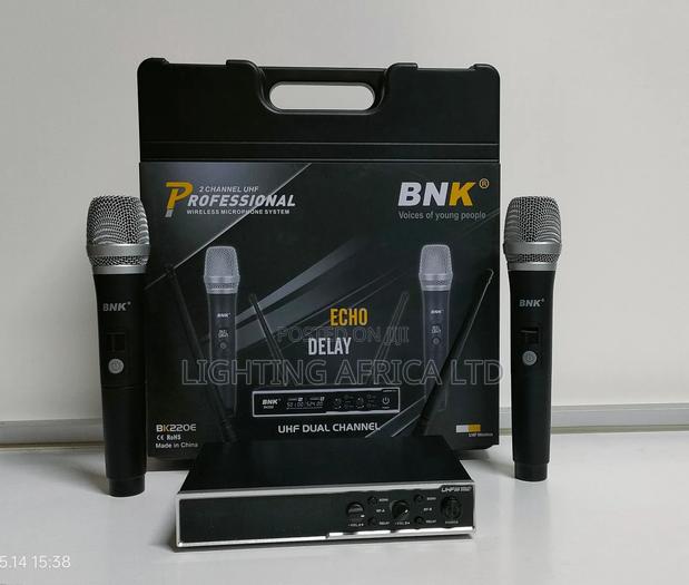 BNK 150 Meters Frequency Dual Wireless Microphone