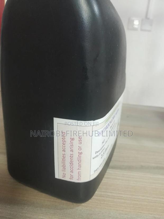 Hydrochloric Acid for School Lab - thumbnail 2
