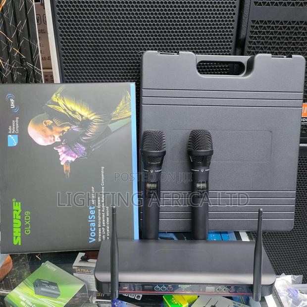 Shure 200 Meters Frequency Range Wireless Microphone - thumbnail 5