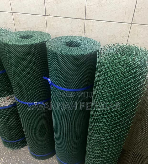 Plastic Poultry Mesh (Small Aperture Size) for Chicks - 1m