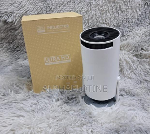 Projector Hy300 - main view