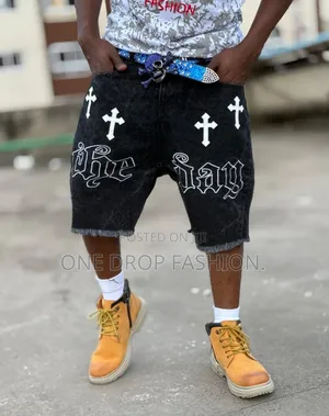 Walk by the Truth Men Jeans Short