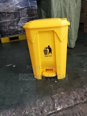 240 L Outdoor Bin With Pedal and Wheels