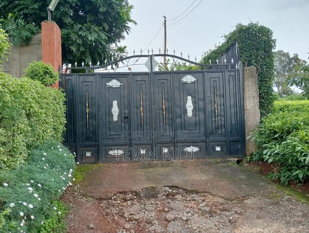 House for Sale(1/2 Acre) - thumbnail 4