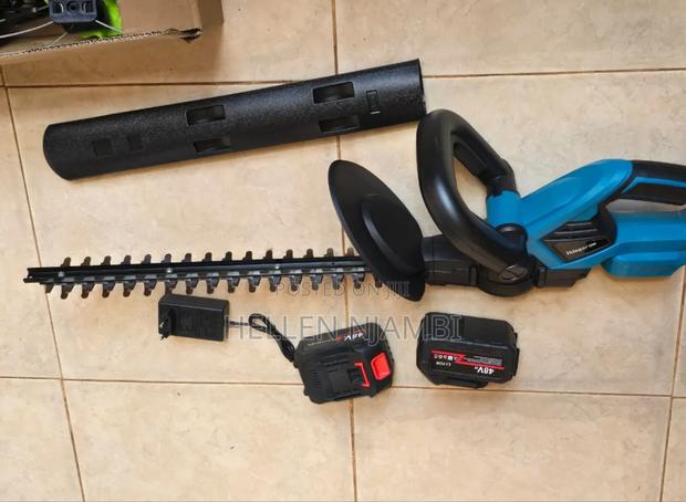 Cordless Hedge Trimmer - main view