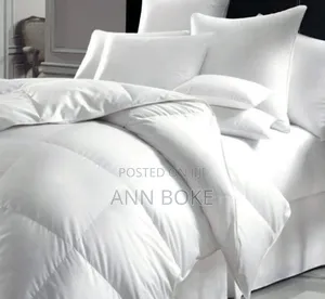 White Beddings Bedsheets Striped 6*6 2 Bedsheets