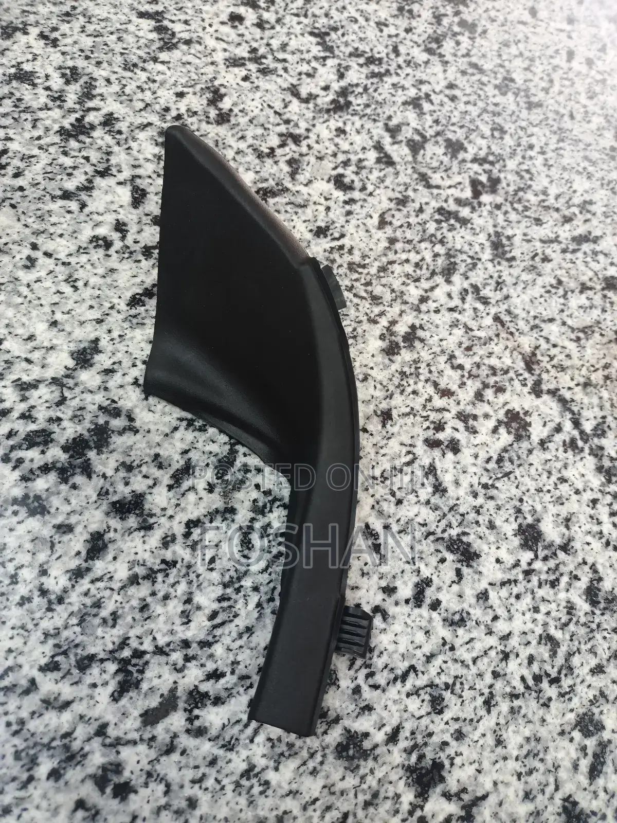 Prado 150 Windscreen Finisher
