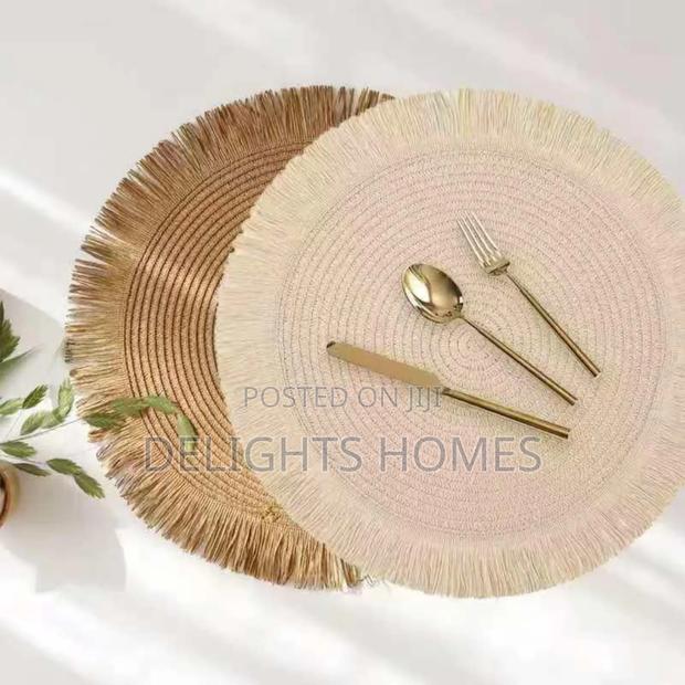 Woven Table Mats_nje