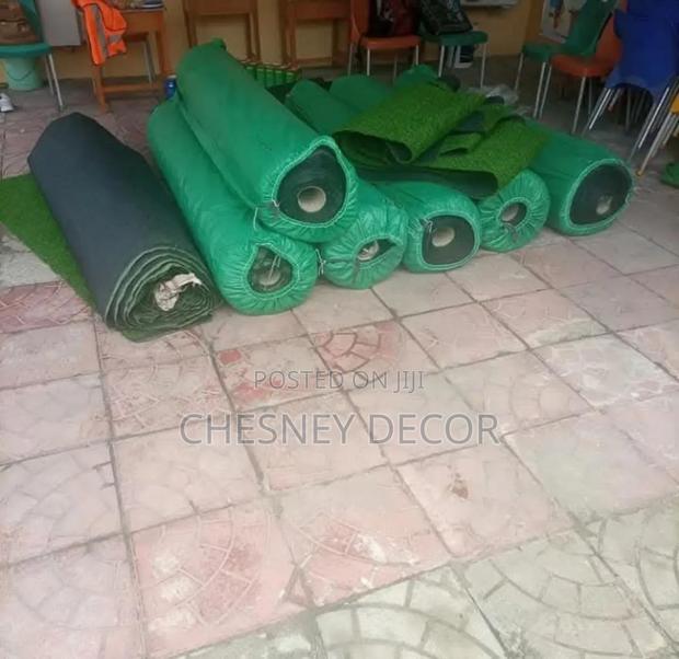 Stylish Green Grass Carpet Rolls - main view