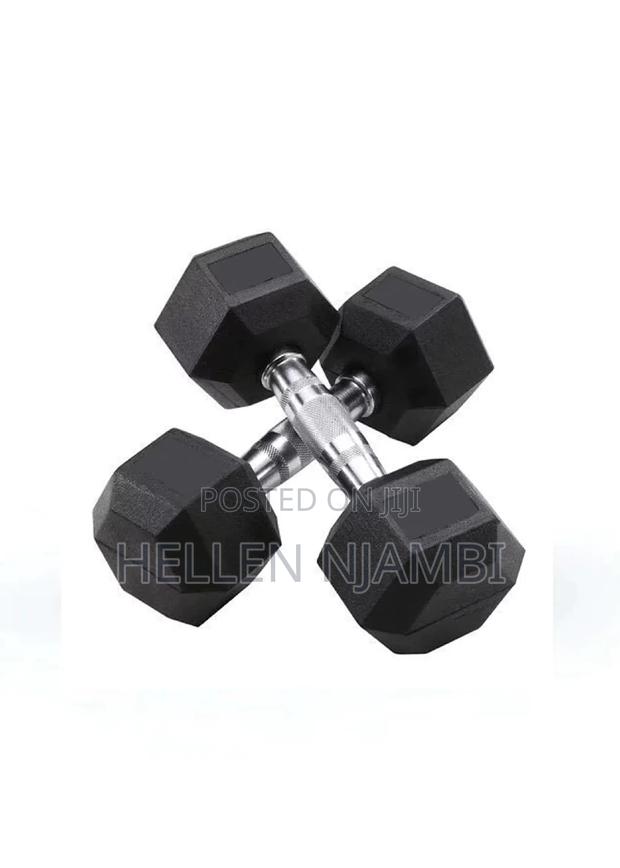 Hexagonal Rubber Dumbbells 7.5kgs Weight - main view