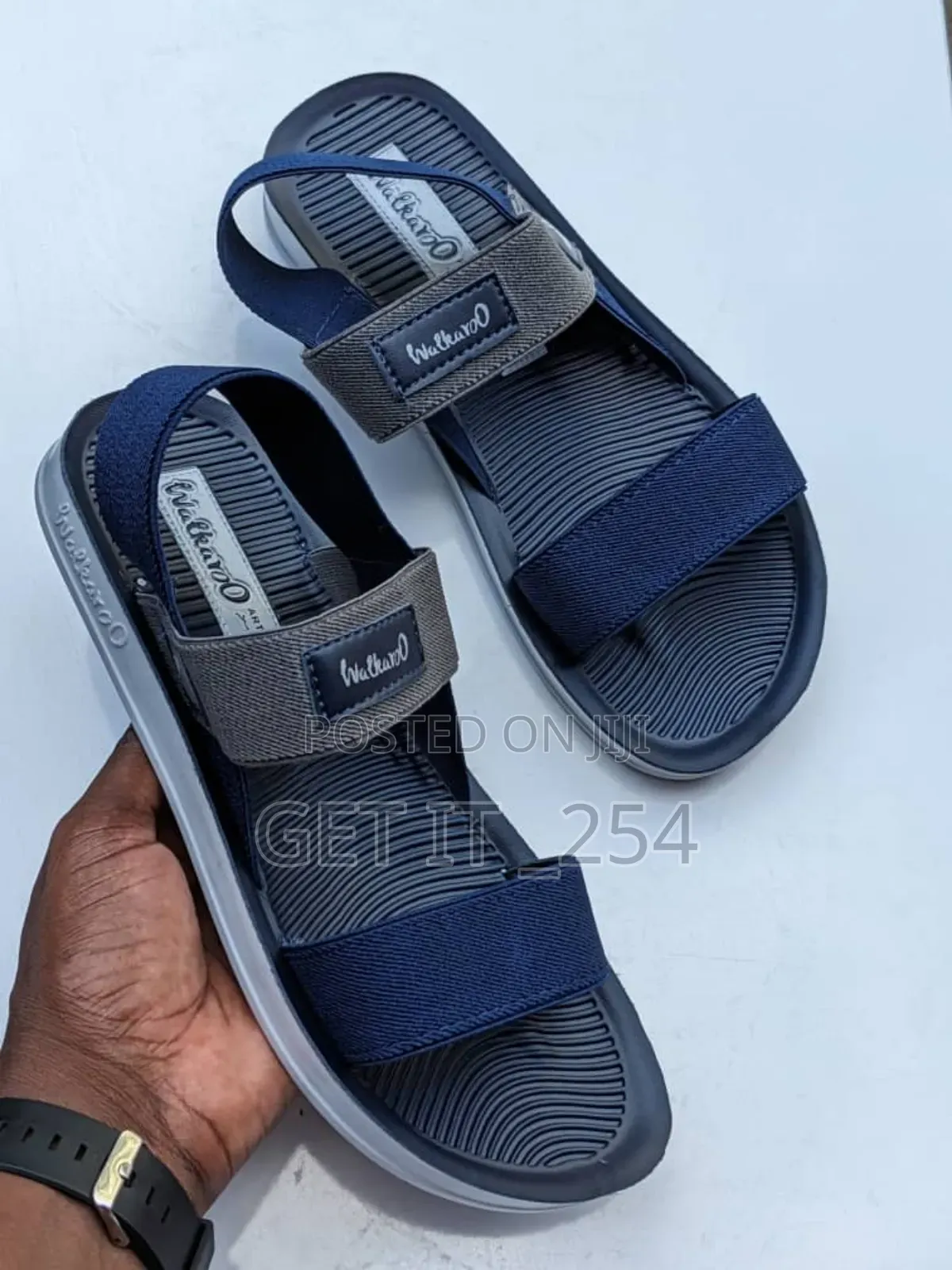 💥💥💥💥

Men Sandals 

Sizes..40---45