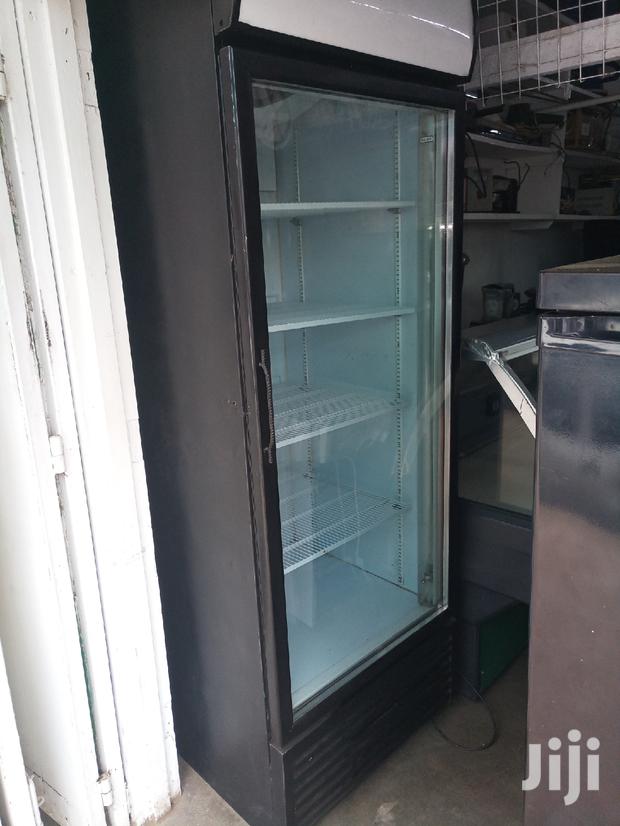 Display Fridge - main view