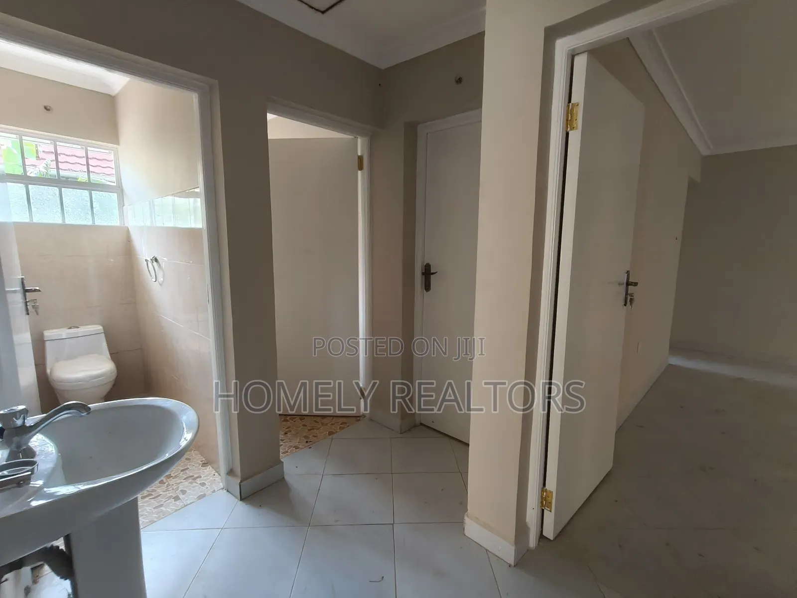 3bdrm Bungalow in Maragara Road, Ngong for sale
