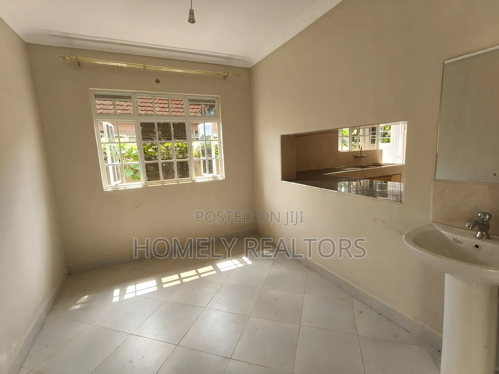 3bdrm Bungalow in Maragara Road, Ngong for sale